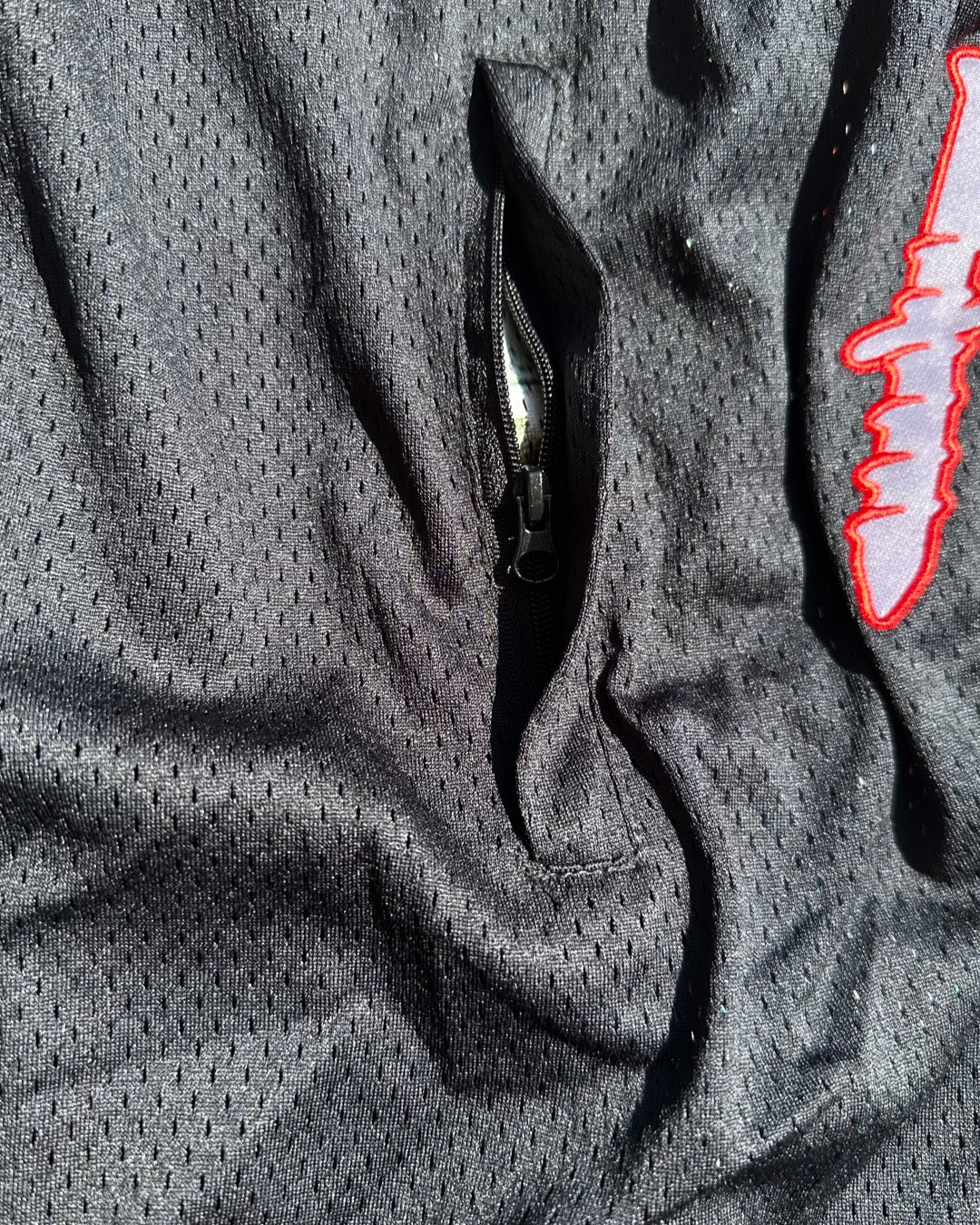 Houston - Premium mesh Shorts Blk, gray & Red